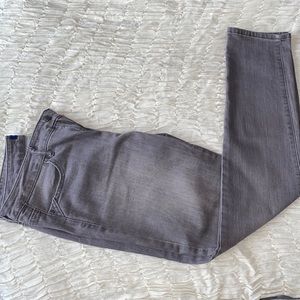 Women’s gray jeans